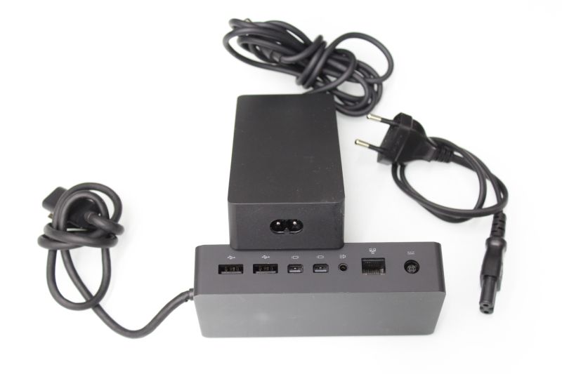 Microsoft Surface Docking Station 1661 inkl. Netzteil 90W