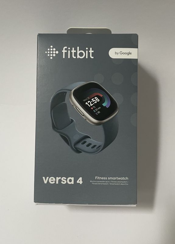 Fitbit versa 4 Platinum Aluminium Case Blue Smartwatch