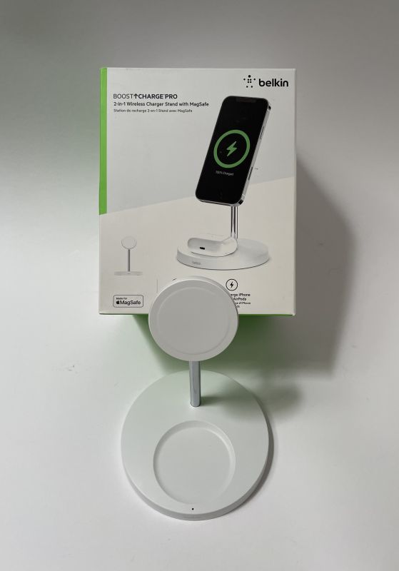 Belkin Boost Charge Pro 2-in-1 Wireless Charger Stand with MagSafe White